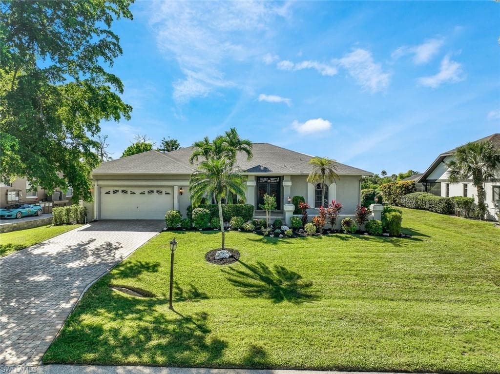 16859 Fox Den FORT MYERS, FL 33908