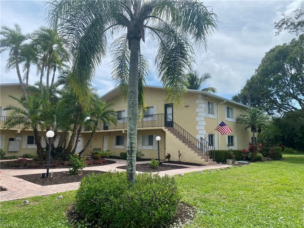 8049 Country RD 206 FORT MYERS, FL 33919
