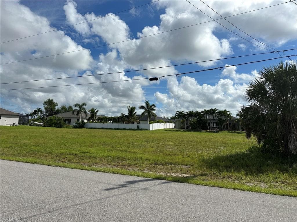 113 SW 34th AVE CAPE CORAL, FL 33991