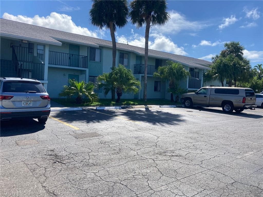 4903 Vincennes ST 213 CAPE CORAL, FL 33904