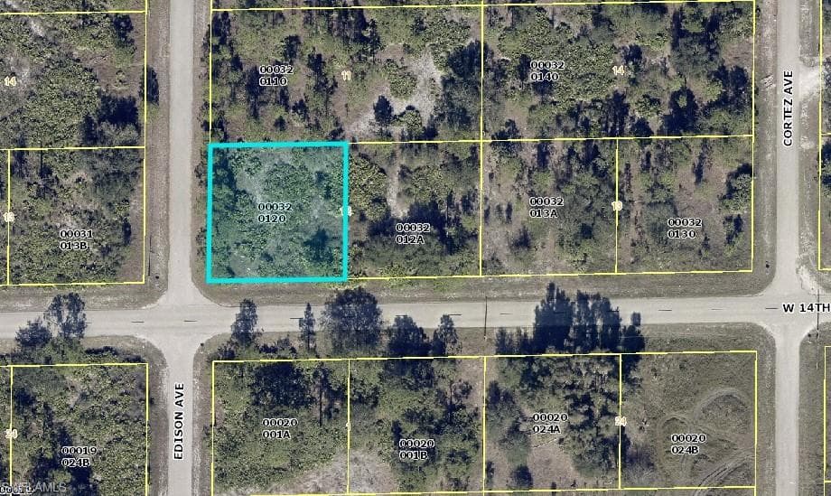 306 W 14th ST LEHIGH ACRES, FL 33972