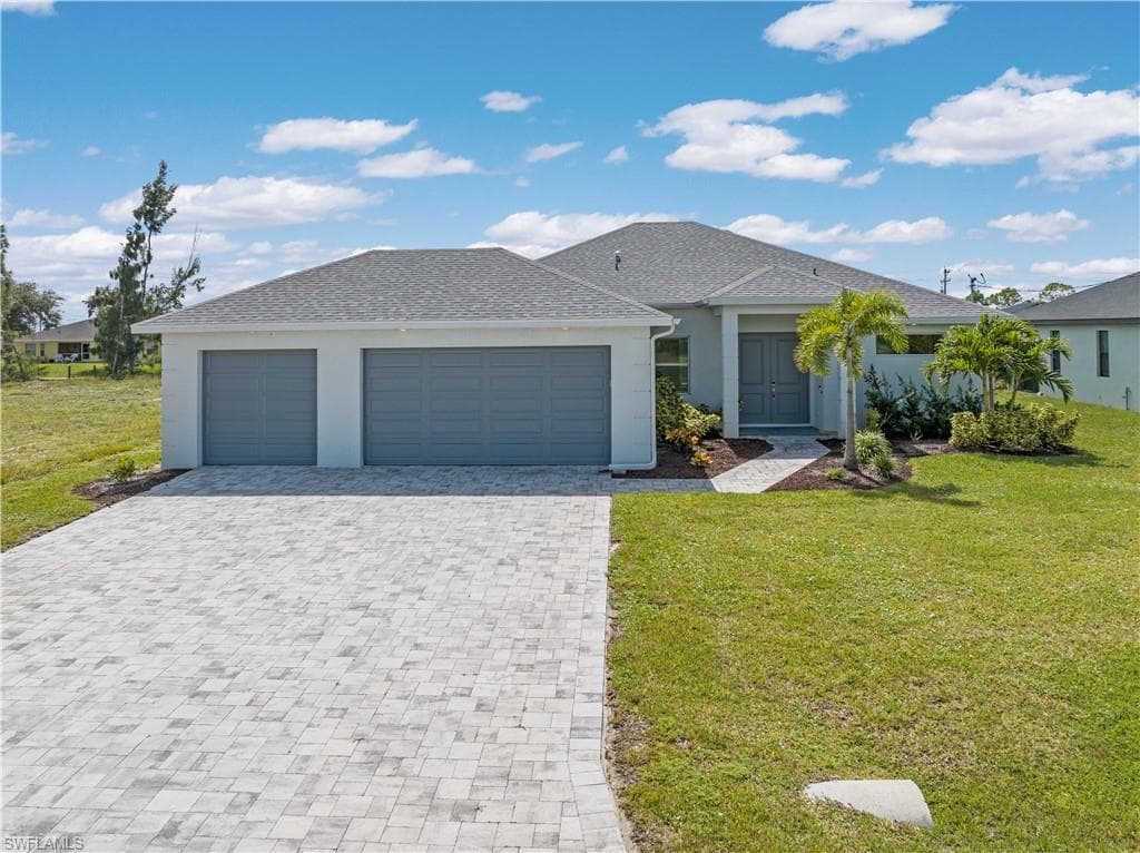 1208 SW 31st TER CAPE CORAL, FL 33914