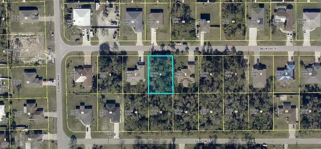 5423 Belrose ST LEHIGH ACRES, FL 33971
