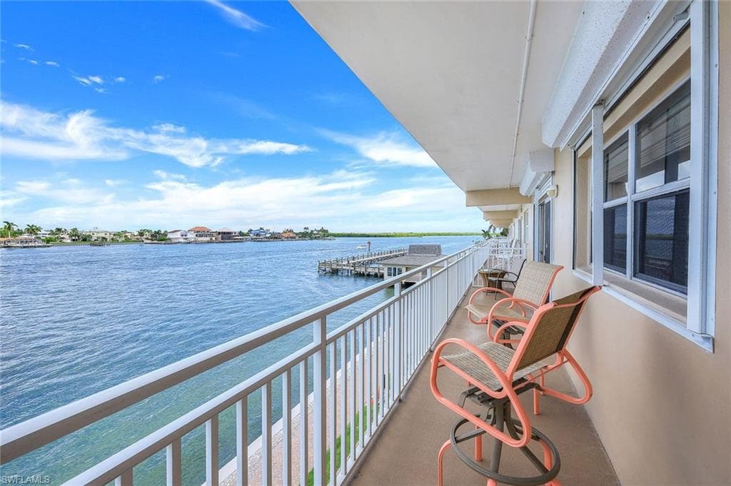 1200 Edington PL A304 MARCO ISLAND, FL 34145