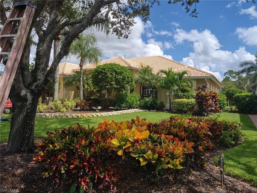 5852 Whisperwood CT NAPLES, FL 34110