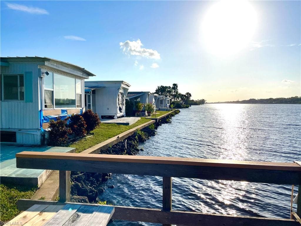 2012 S Olga DR 25 FORT MYERS, FL 33905
