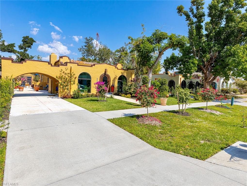1617 Sunset PL FORT MYERS, FL 33901