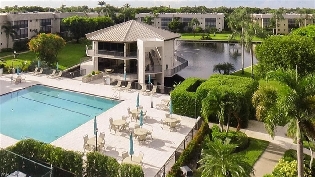 788 Park Shore DR H39 NAPLES, FL 34103