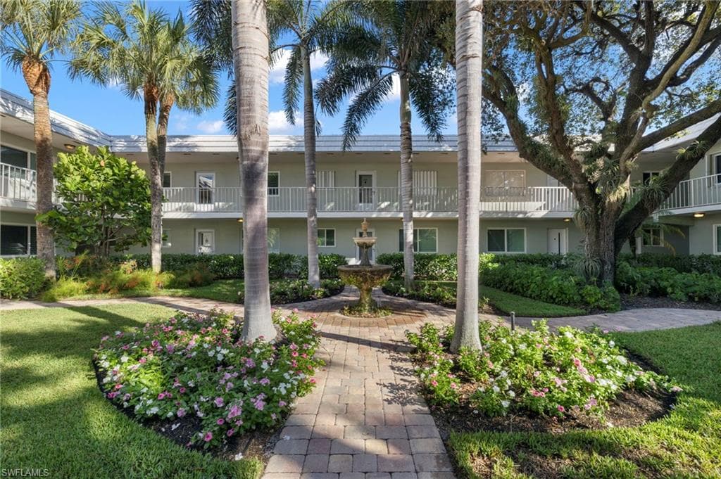 503 Broad AVE S 503 NAPLES, FL 34102