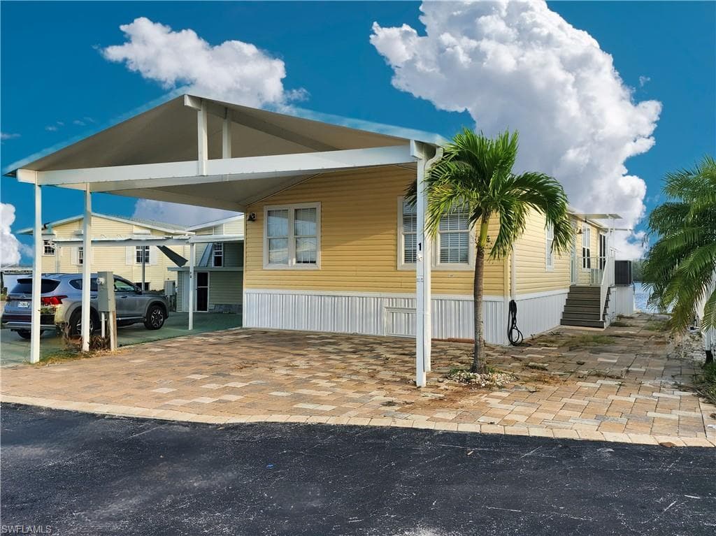 1 Nancy LN FORT MYERS BEACH, FL 33931