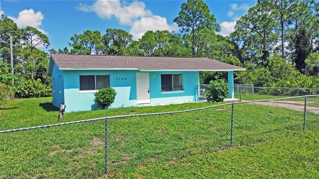 5106 Lee CIR S LEHIGH ACRES, FL 33971