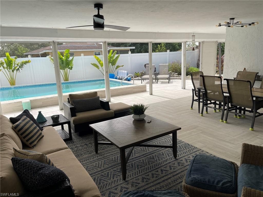 18125 Adams CIR FORT MYERS, FL 33967