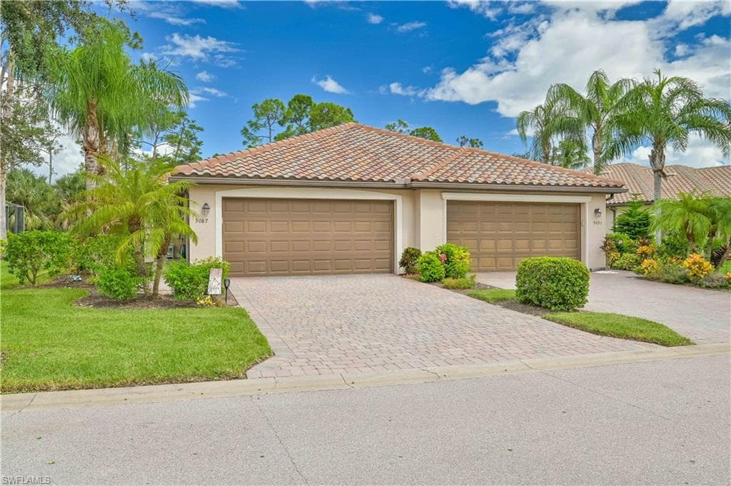 9087 Water Tupelo RD FORT MYERS, FL 33912