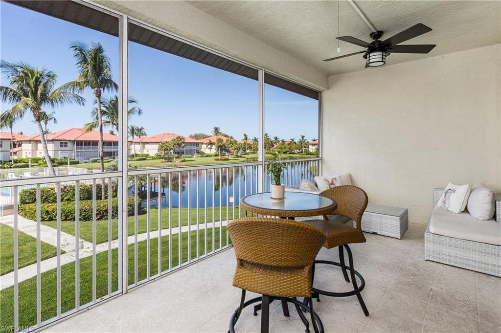 295 Waterside CIR 1-201 MARCO ISLAND, FL 34145