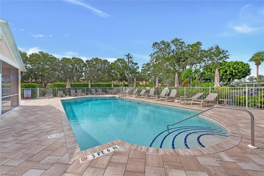 760 Wiggins Lake DR 201 NAPLES, FL 34110