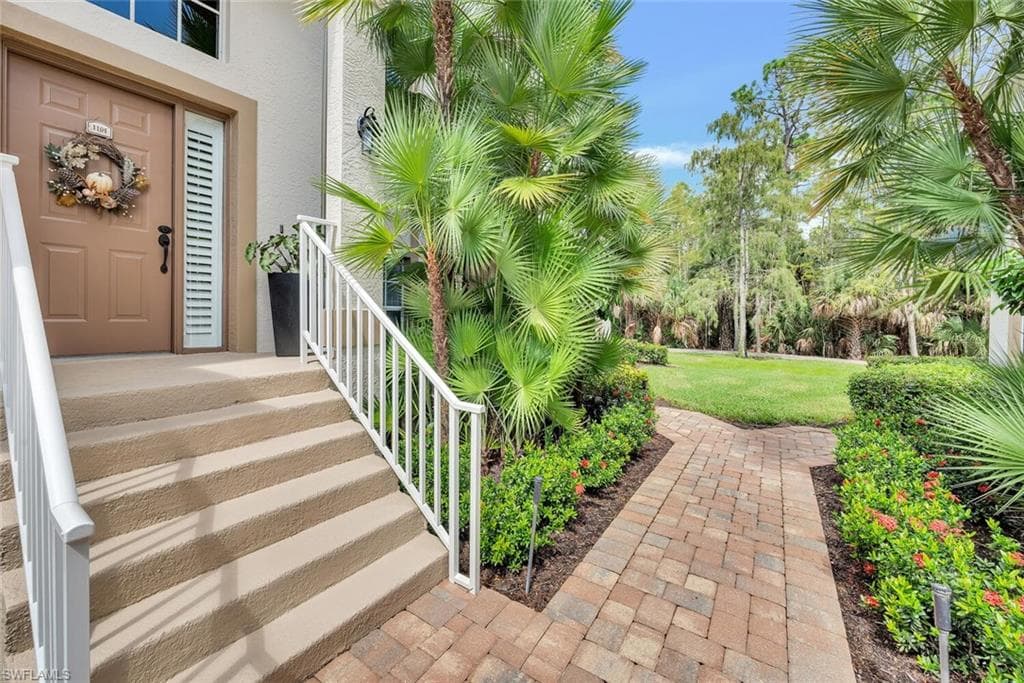 5616 Whisperwood BLVD 1104 NAPLES, FL 34110