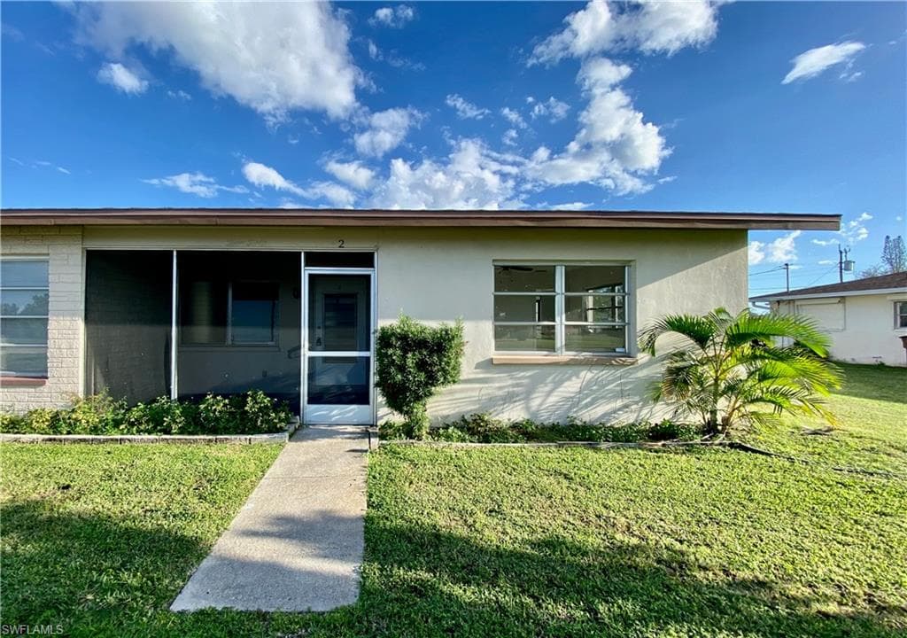 330 Palmetto DR B CAPE CORAL, FL 33904