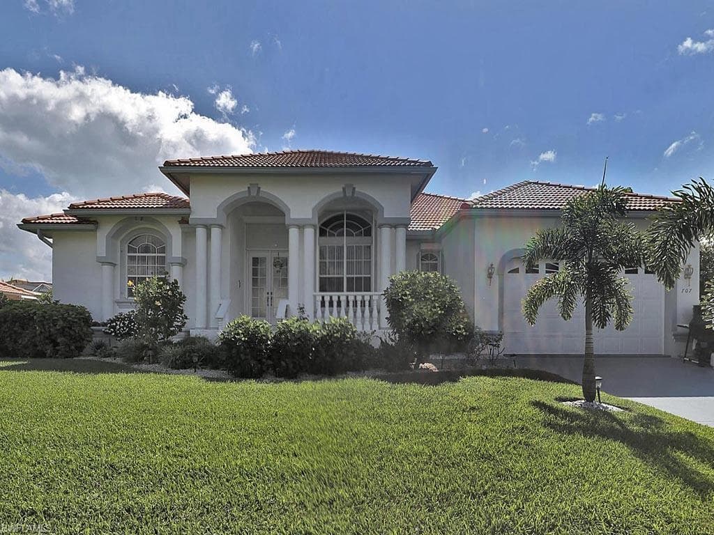 707 Nautilus CT MARCO ISLAND, FL 34145