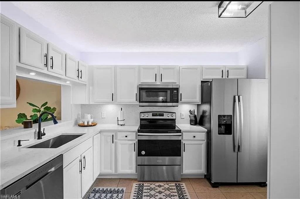 7785 Esmeralda WAY M-101 NAPLES, FL 34109