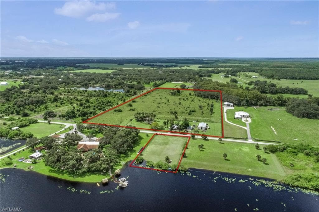 19141 Persimmon Ridge RD ALVA, FL 33920