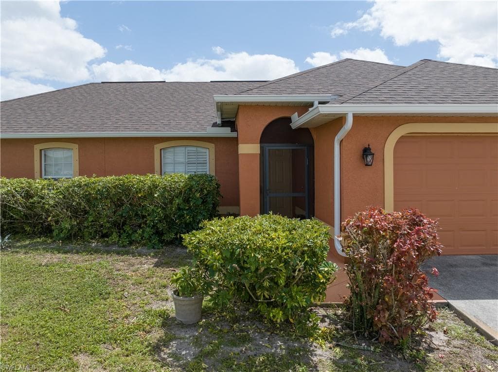 2212 NW 14th TER CAPE CORAL, FL 33993