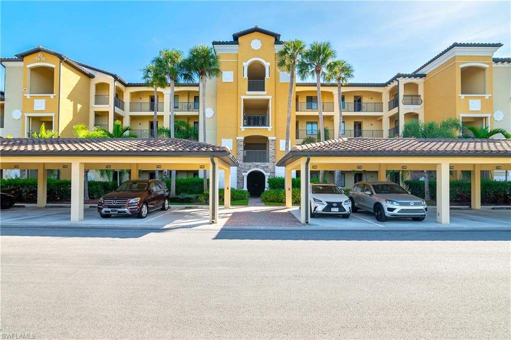 9834 Giaveno CIR 1724 NAPLES, FL 34113
