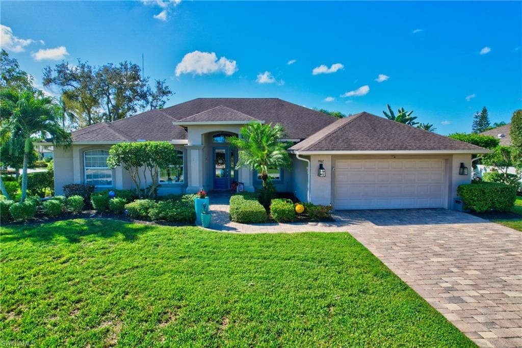 9967 Ortega LN BONITA SPRINGS, FL 34135