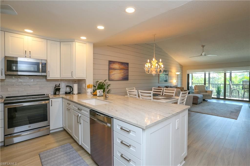 5733 Deauville CIR G308 NAPLES, FL 34112