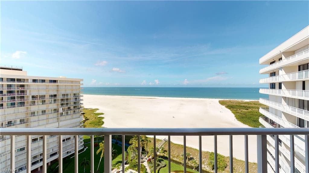 320 Seaview CT 1805 MARCO ISLAND, FL 34145
