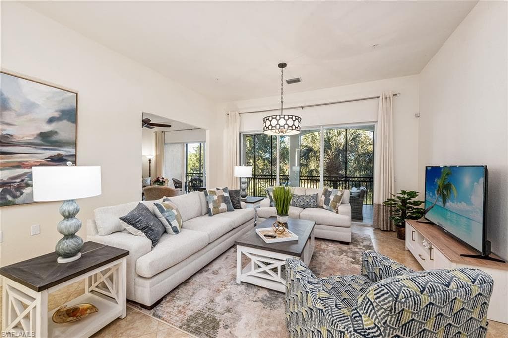 3138 Aviamar CIR 203 NAPLES, FL 34114