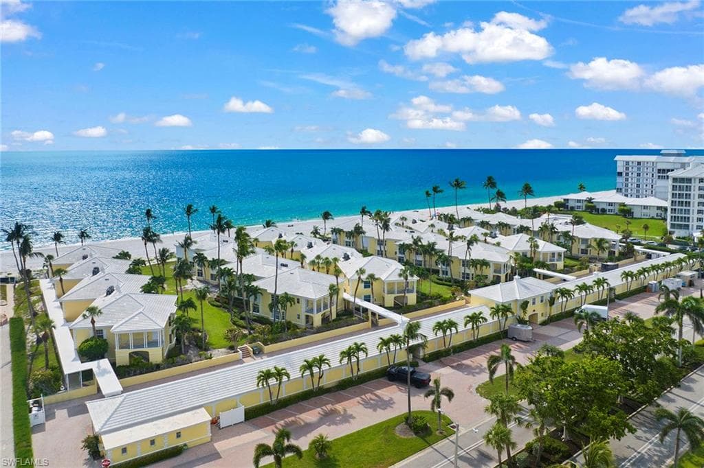 2601 Gulf Shore BLVD N 28 NAPLES, FL 34103