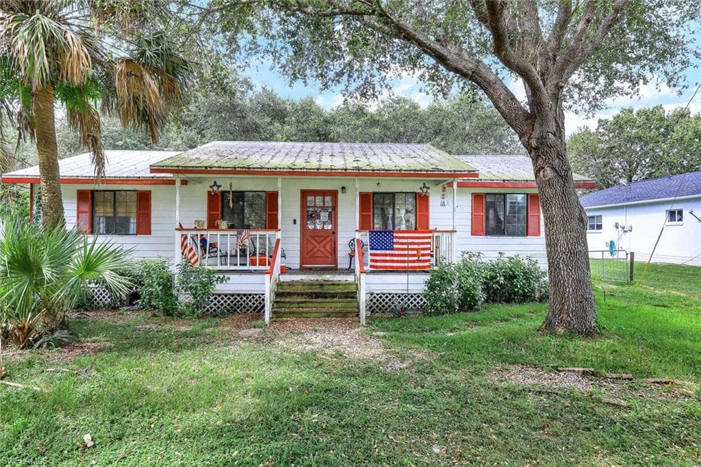 981 13th ST SW NAPLES, FL 34117