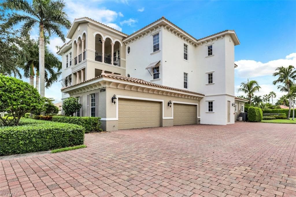 17780 Via Bella Acqua CT 103 MIROMAR LAKES, FL 33913