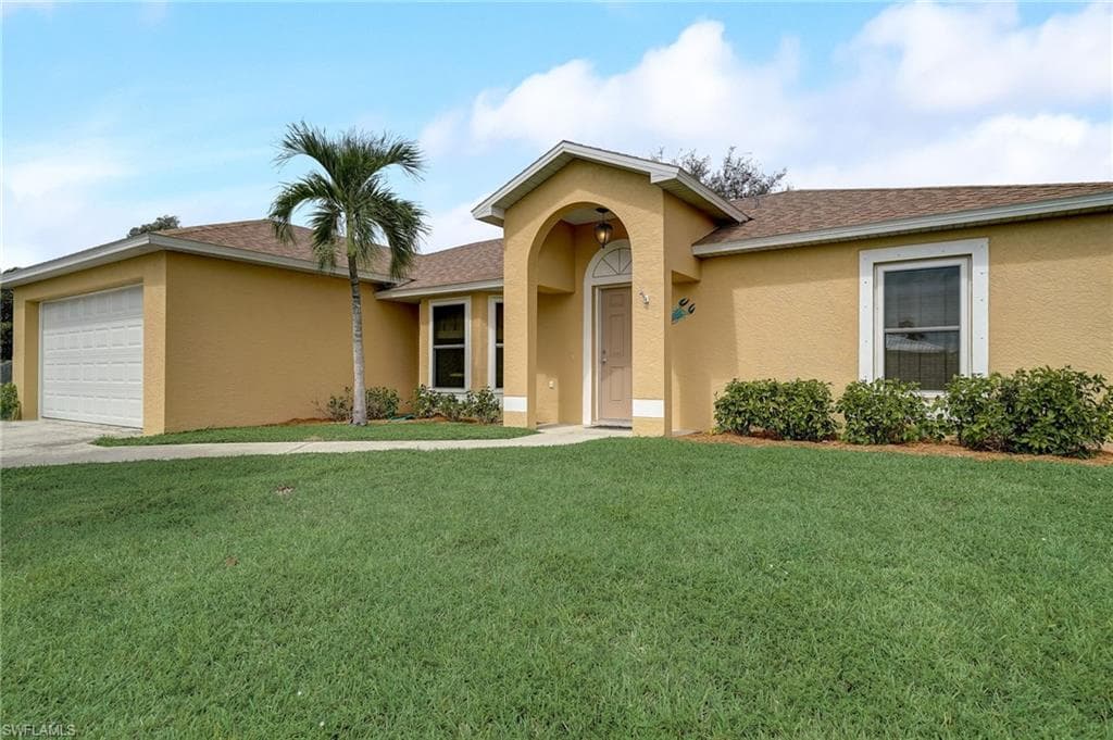 511 SE 26th TER CAPE CORAL, FL 33904