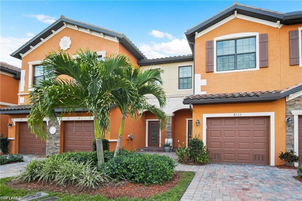 8133 Summerfield ST FORT MYERS, FL 33919