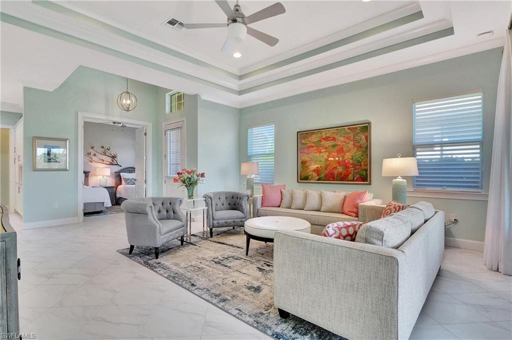 5684 Highbourne DR NAPLES, FL 34113