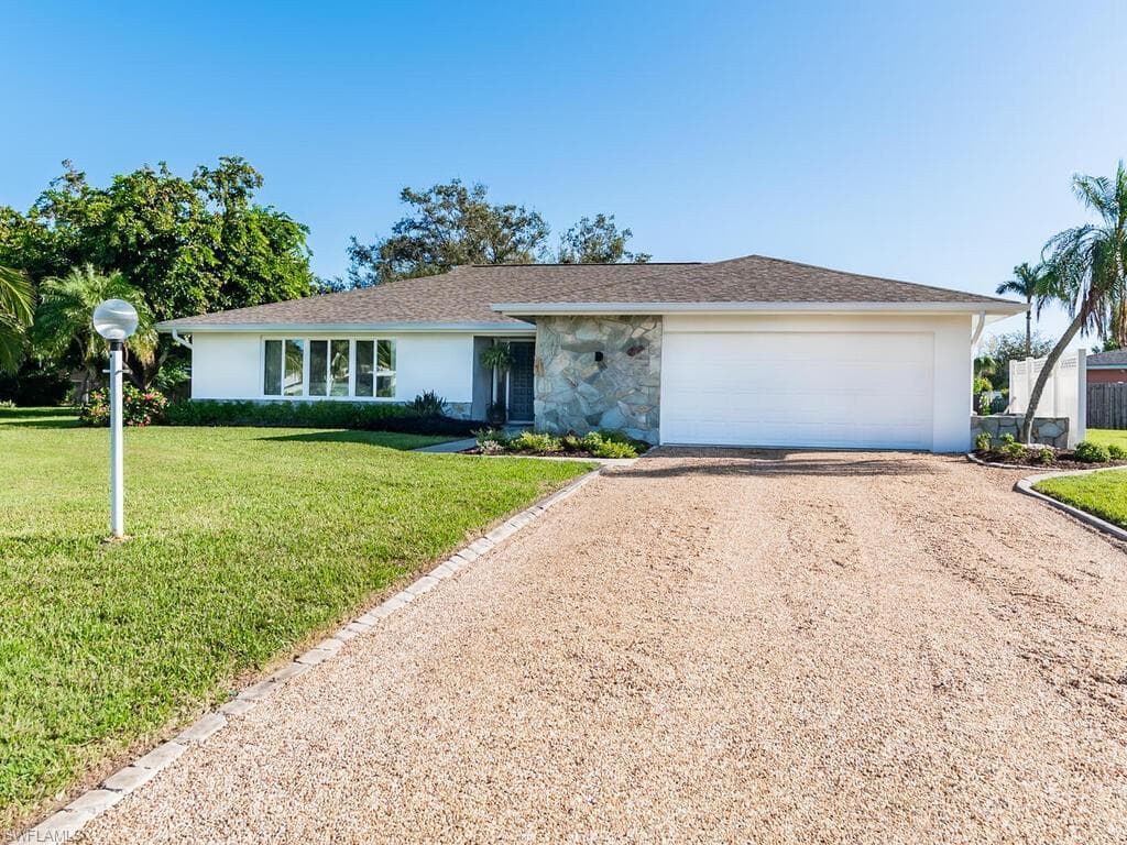 5161 Tanglewood PKWY FORT MYERS, FL 33919