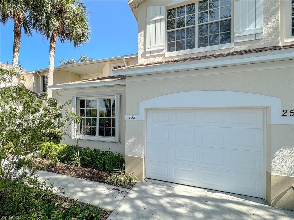 25776 Lake Amelia WAY 102 BONITA SPRINGS, FL 34135