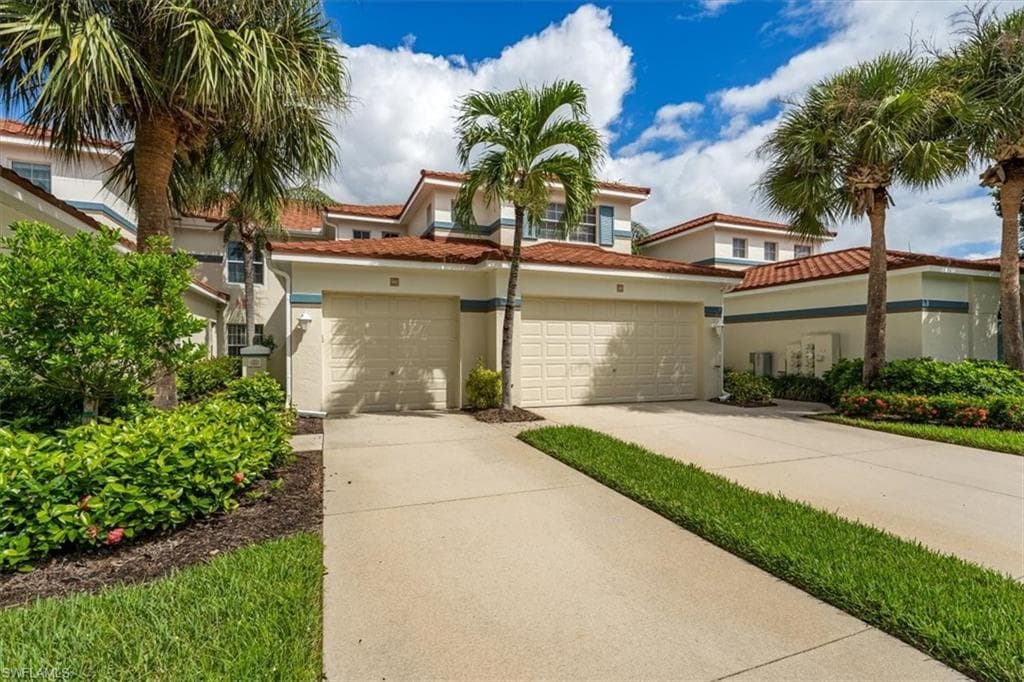 10821 Crooked River RD 102 ESTERO, FL 34135