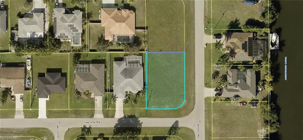 2101 SW 26th TER CAPE CORAL, FL 33914