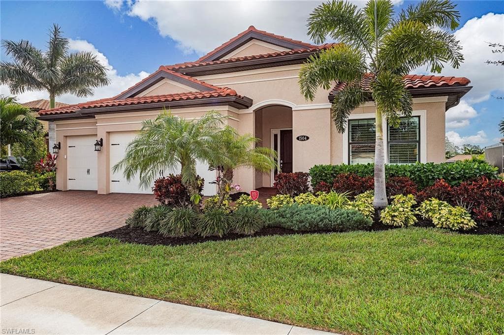 1504 Mockingbird DR NAPLES, FL 34120