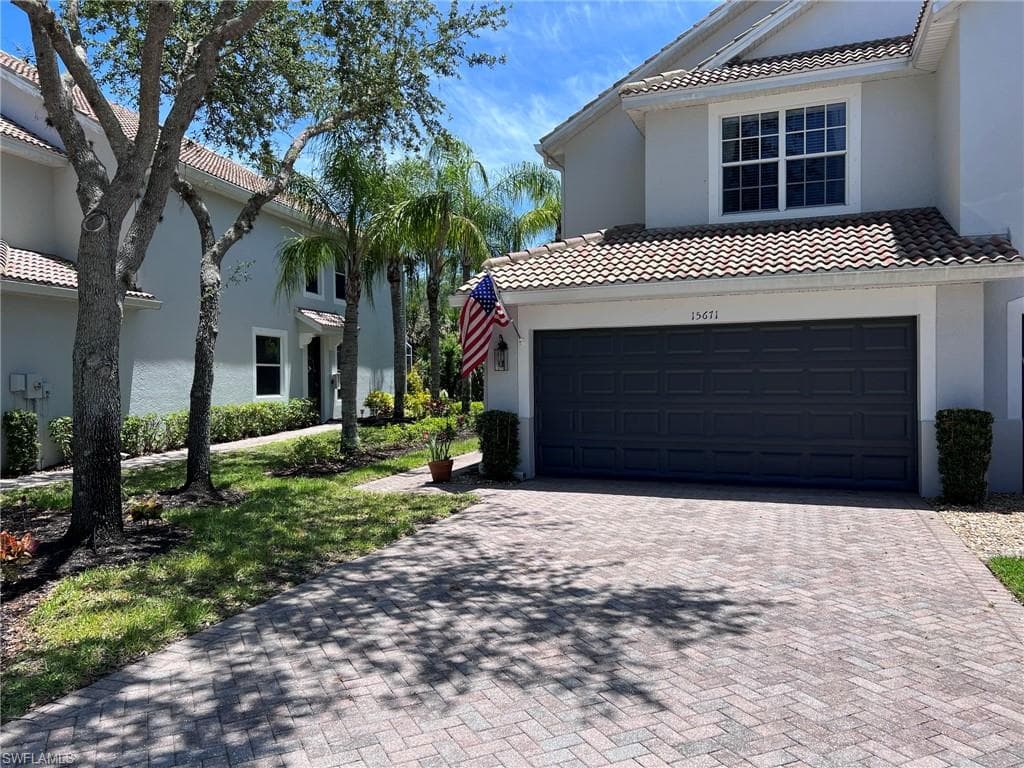 15671 Marcello CIR 124 NAPLES, FL 34110