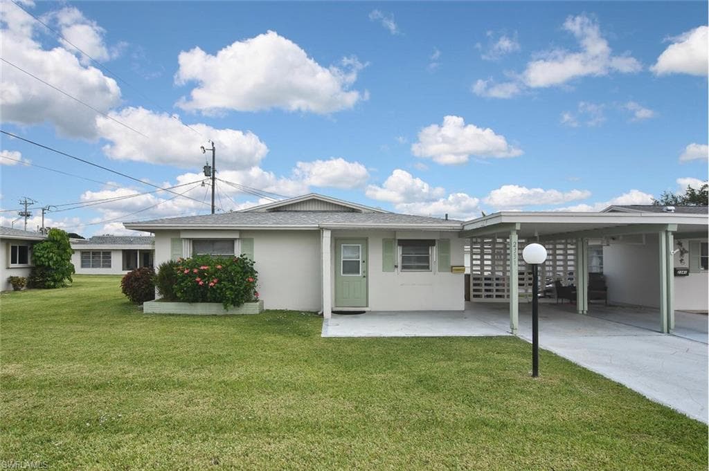 2331 Jacaranda CT LEHIGH ACRES, FL 33936