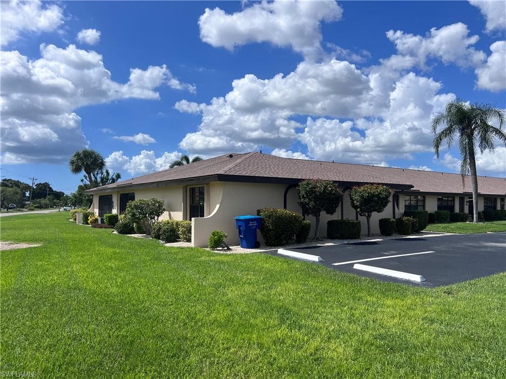 3928 SE 11th PL 401 CAPE CORAL, FL 33904