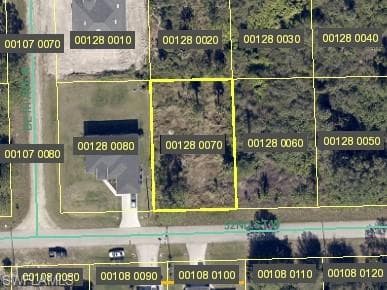 2512 52nd ST W LEHIGH ACRES, FL 33971