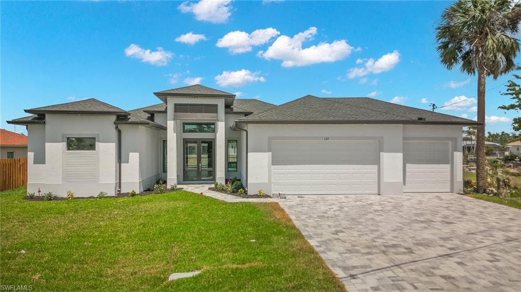 137 28th TER CAPE CORAL, FL 33904