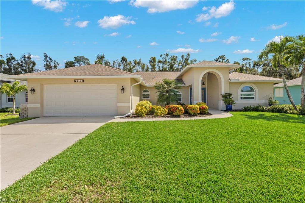 23463 Olde Meadowbrook CIR ESTERO, FL 34134