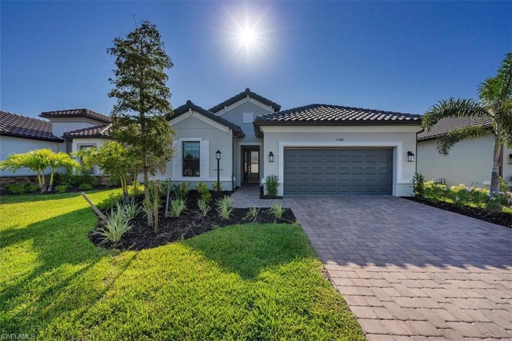 17385 Caravita LN FORT MYERS, FL 33913