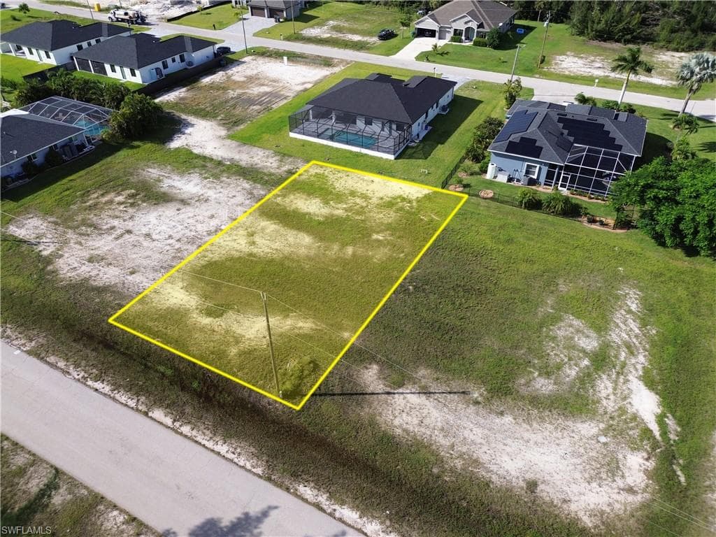 4005 NW 22nd ST CAPE CORAL, FL 33993