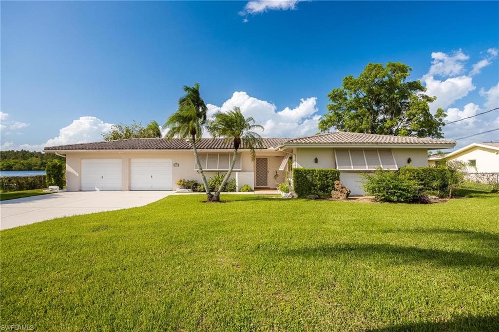 13832 River Forest DR FORT MYERS, FL 33905